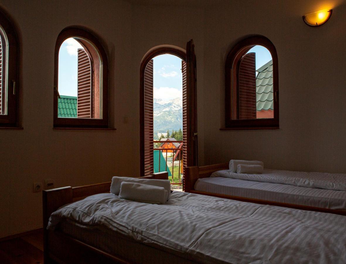 Monte Durmitor Hotel Zabljak  Ngoại thất bức ảnh